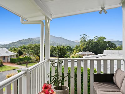 27 Flindersia Street, Redlynch