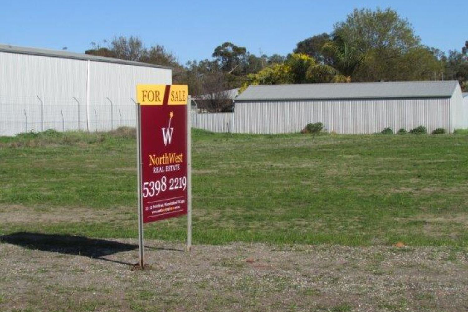29-32 & 33-36 Ross & Railway Streets, Warracknabeal
