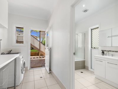 11 Grainger Street, Wynnum