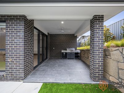 15 Alistair Knox Terrace, Taylor