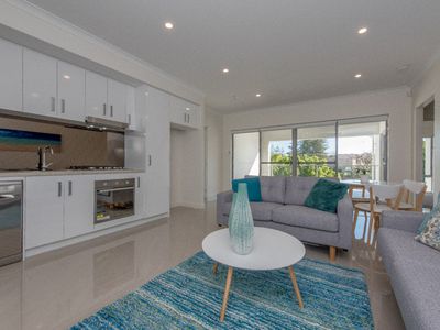 8/18 Nautilus Crescent, Scarborough