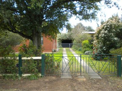 8 Cadell Street, Dubbo