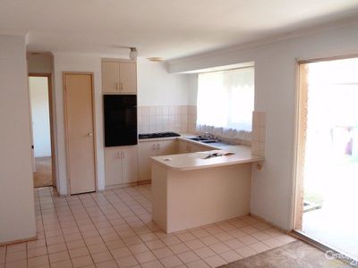 10 Miranda Gardens, Hampton Park