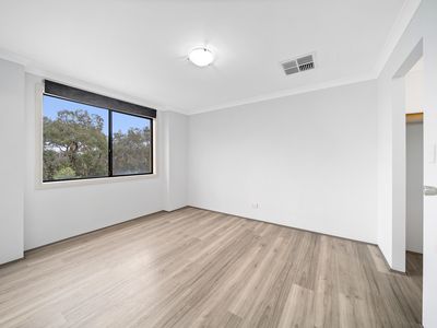 15C Gretham Road, Westminster