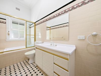 121 Queen Street, North Strathfield