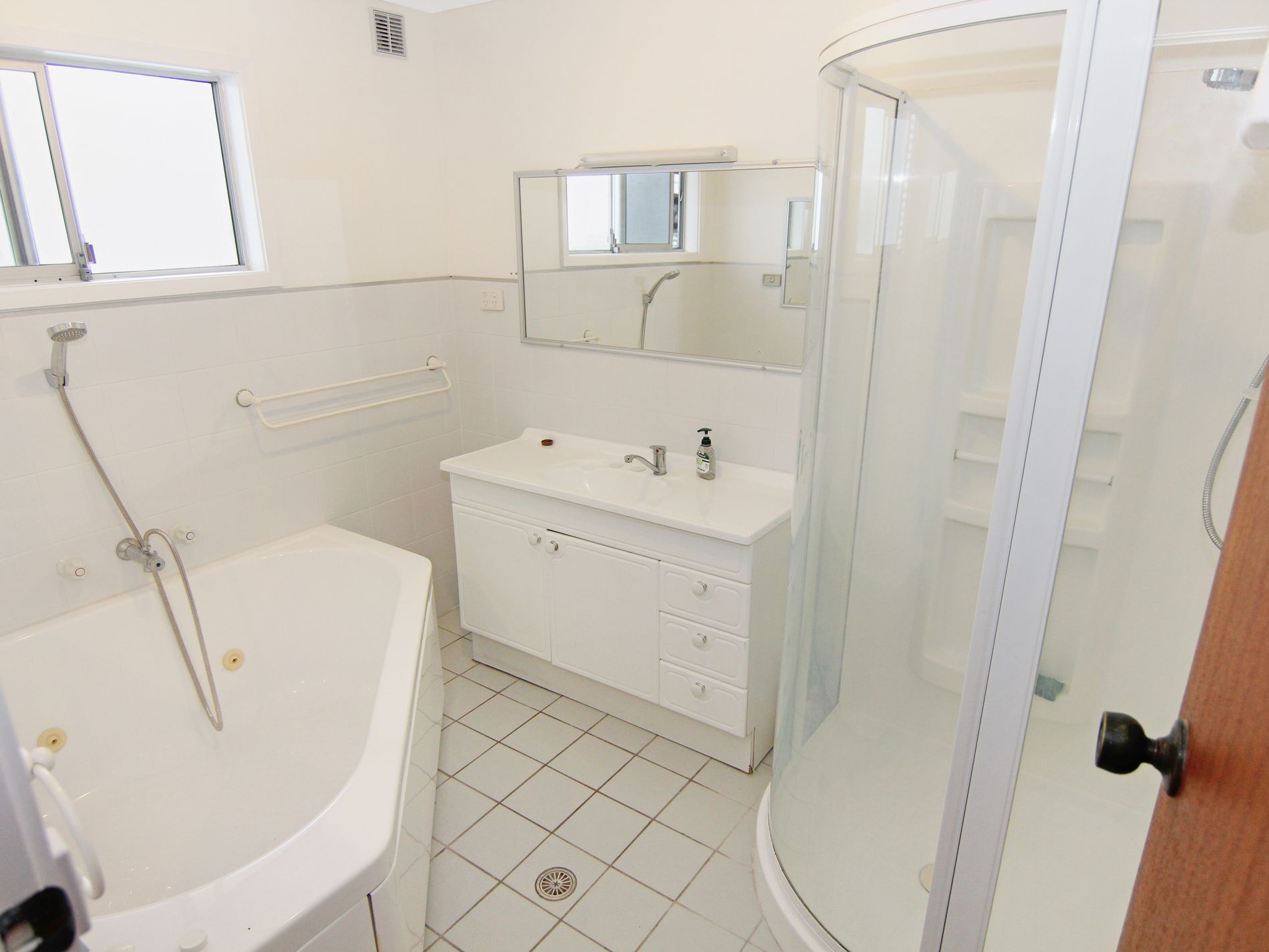30 Hadley Street, Forster