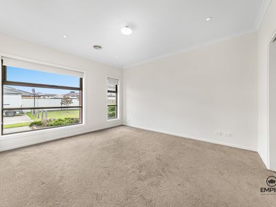 11 Pygora Way, Clyde North