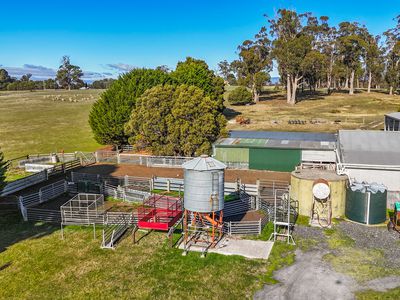 785 Elphinstone Road, Cressy