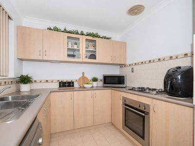 9 / 93 Owtram Road, Armadale
