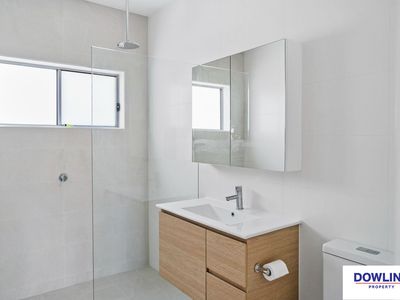 2 / 8 Yalinbah Street, Tea Gardens