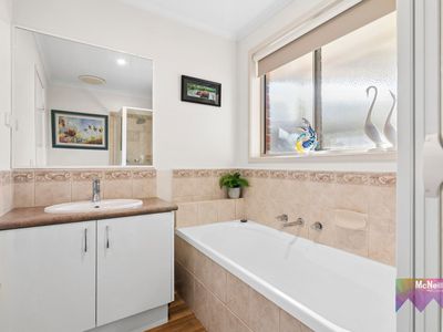 9 Creighton Way, Mornington