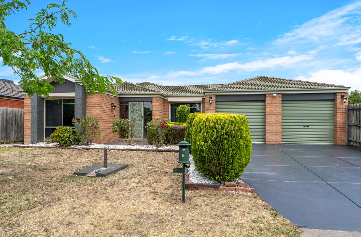 5 Turano Court, Roxburgh Park