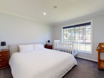 29 Meadowbank Drive, Dubbo