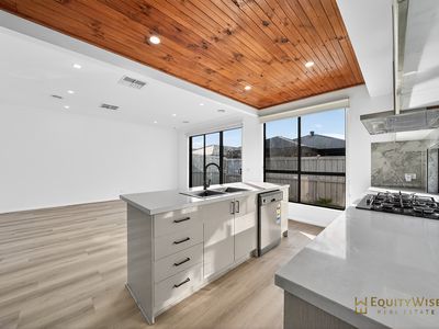 27 Thrums Road, Mambourin