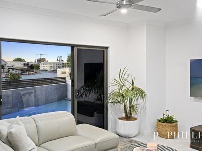 1 / 26 Burrows Street, Biggera Waters