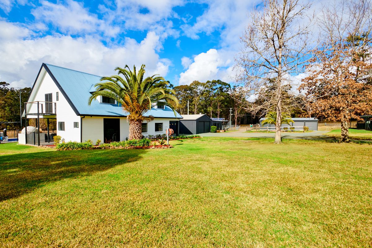 185 Careys Road, Hillville