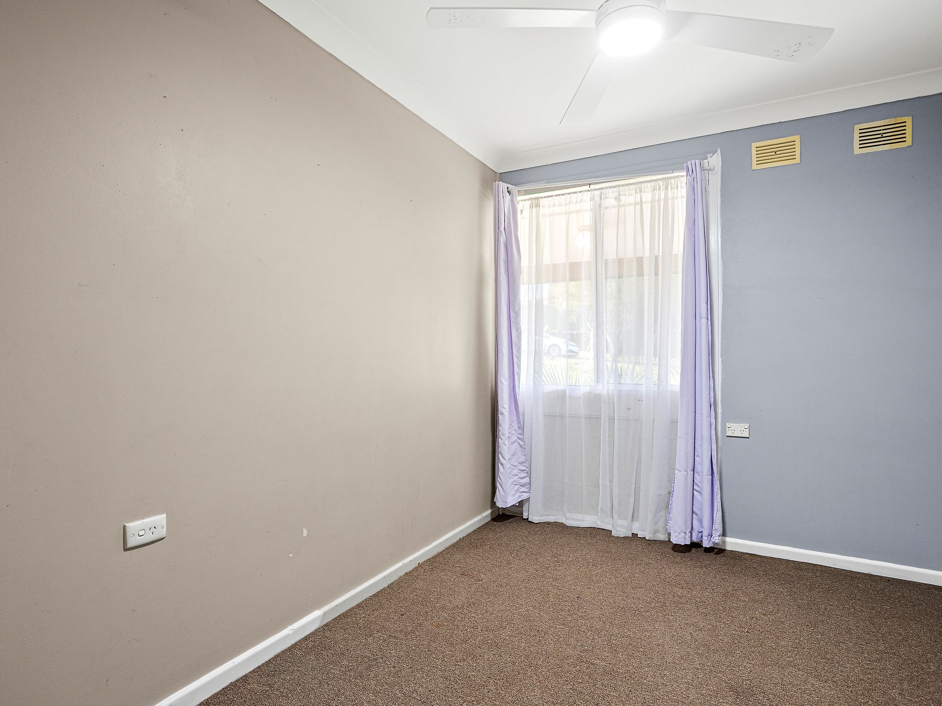 18 Gareema Avenue, Koonawarra