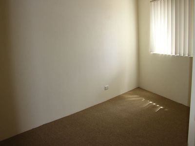 12 / 16-20 West Street, Forster