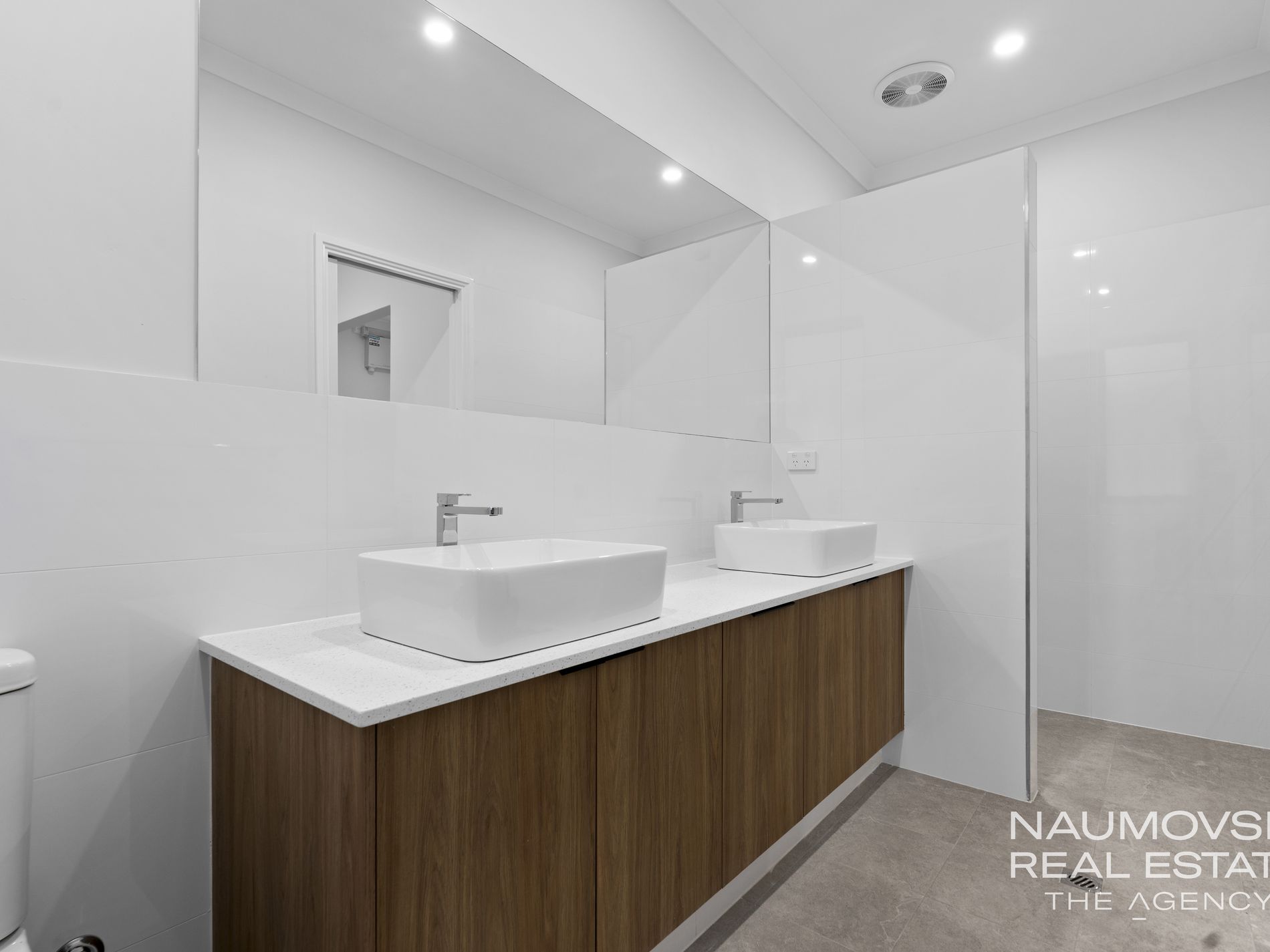 1,2 & 3/2 Sarah Street, Maylands