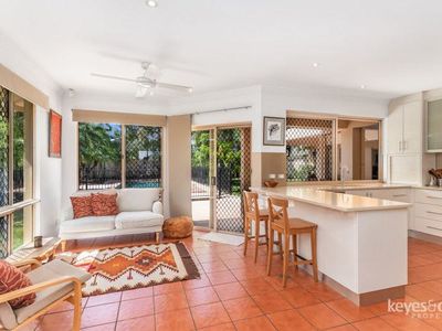 9 Glencoe Court, Annandale