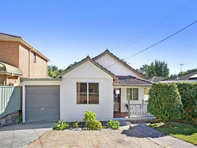 33 The Glen Road, Bardwell Valley