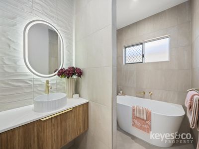 4 Enright Street, Mysterton