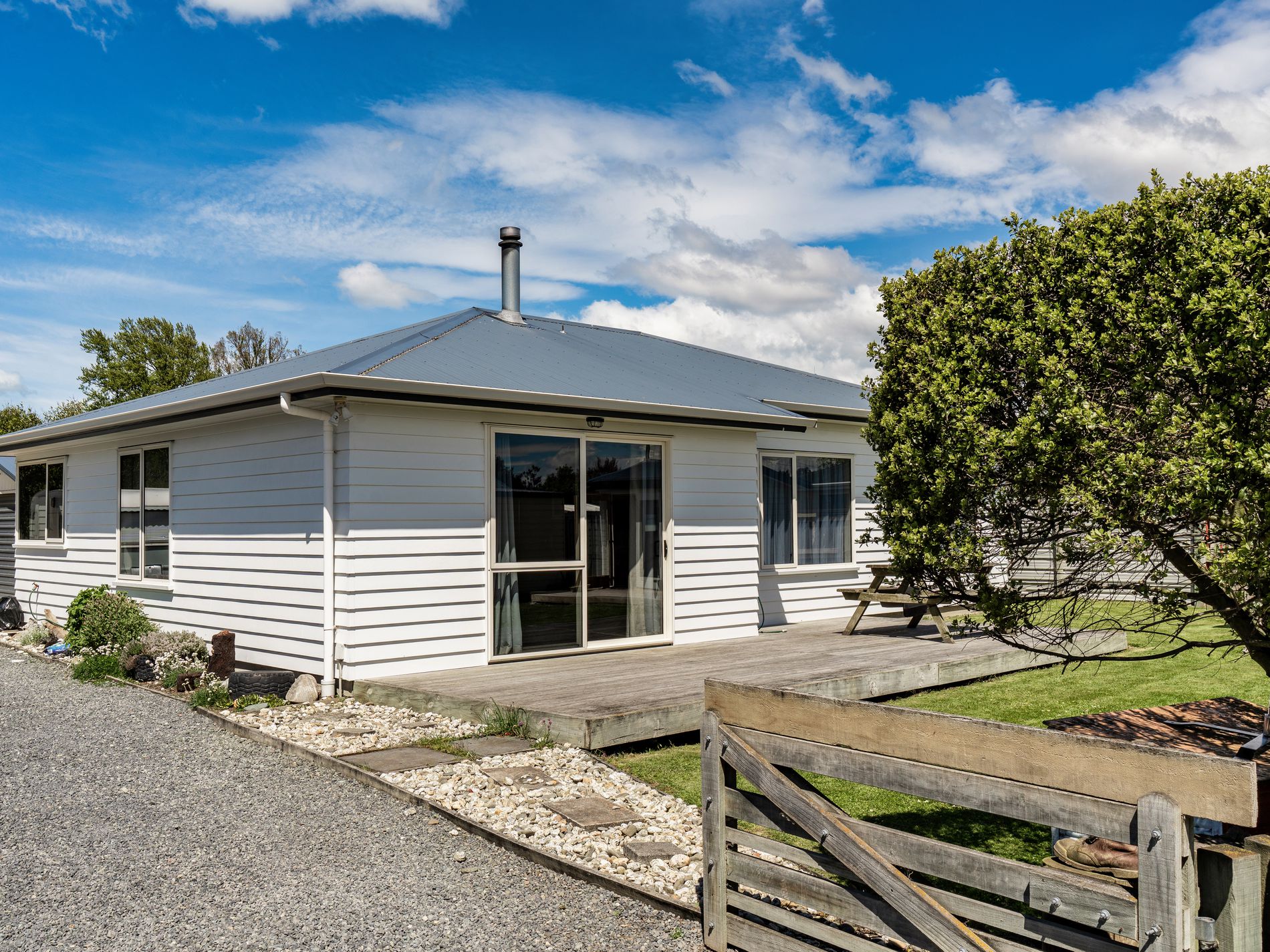 B / 75 Ajax Street, Milton