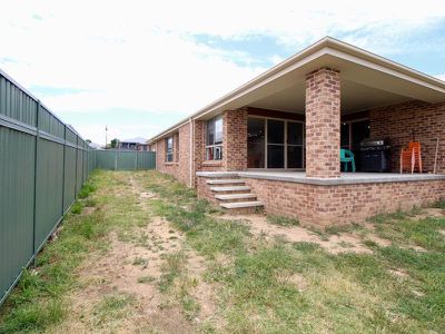 4 Chesterman Close, Windradyne