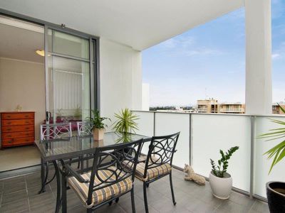 805 / 1 Bruce Bennetts Place, Maroubra