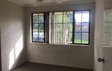 1 Helmar Close, Blue Haven