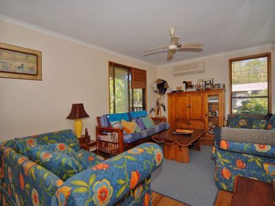 793 McKinnon Dr, Cooroibah