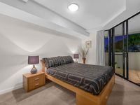 A09 / 100 Bowen Terrace, New Farm