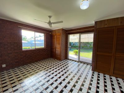 8 Picnic Street, Pialba