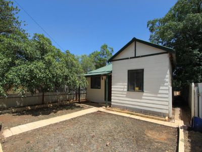 14 Carrington Street, South Kalgoorlie