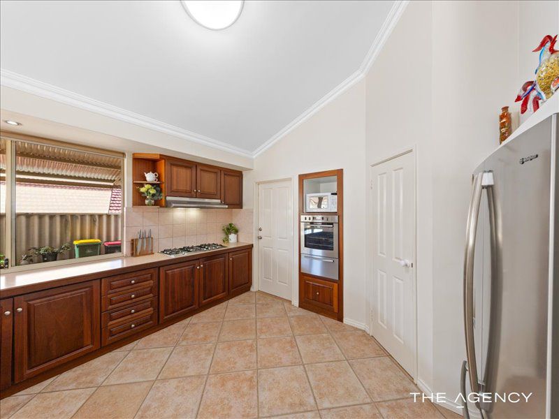15 Lupin Way, Coogee