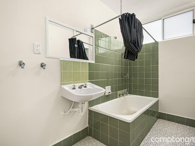 12 / 10 Heather Avenue, Brooklyn