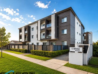 24 / 5 White Avenue, Bankstown