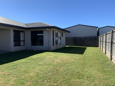 25 Lancaster Way, Ooralea