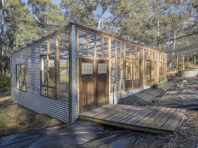 654 Abels Bay Road, Eggs And Bacon Bay
