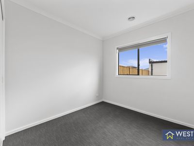 17 Dalston Path, , Wyndham Vale