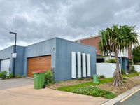 30 Mayfair Lane, Hope Island