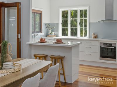 100 Palmerston Street, Gulliver