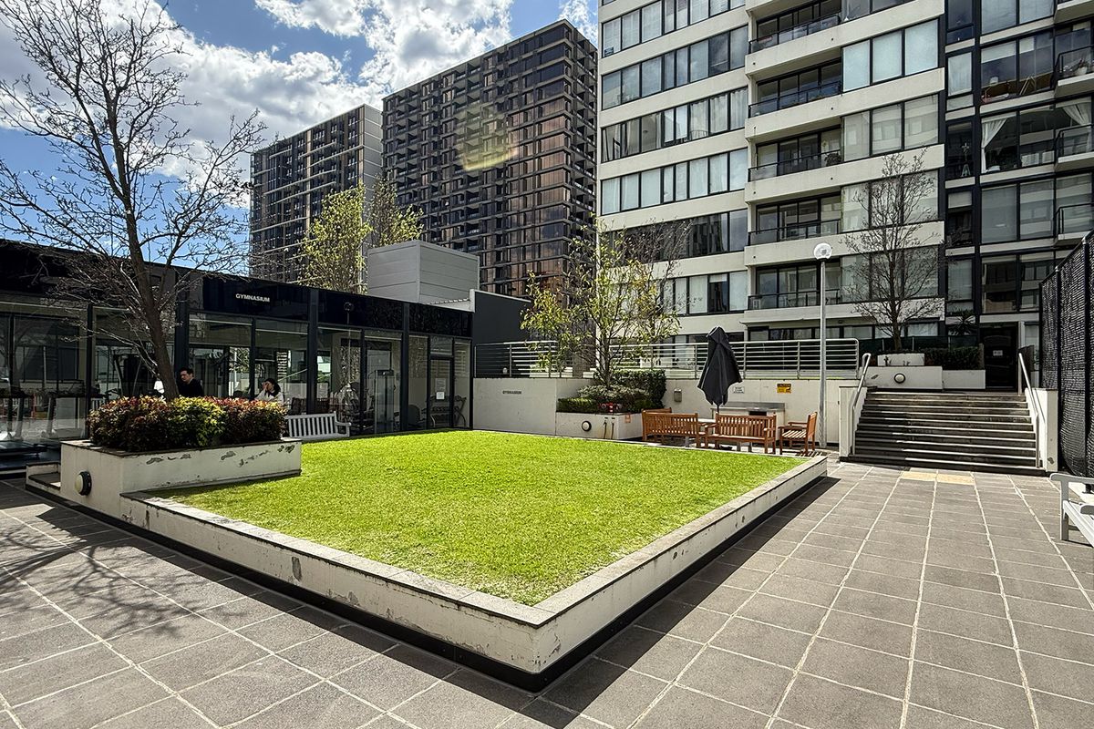 301 / 148 Wells Street, South Melbourne