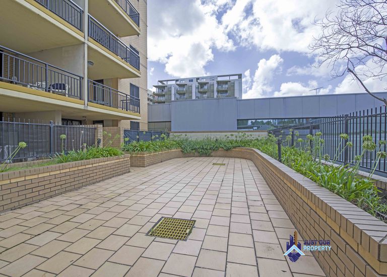 550 / 2 French Ave, Bankstown