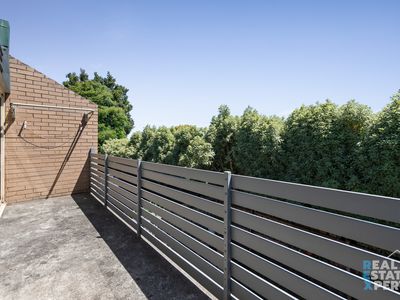 12 / 62-64 Hamilton Road, Bayswater North