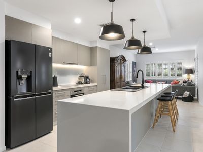 4 Dornoch Way, Peregian Springs