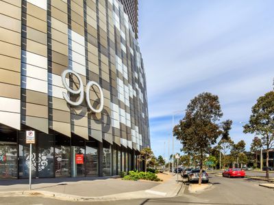 905/90 Lorimer street, Docklands