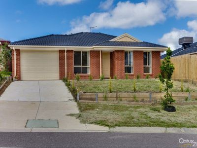 11 Doonie Way, Pakenham