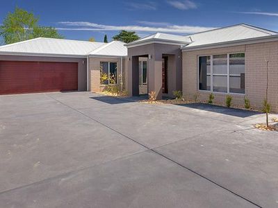 2 / 365 MACAULEY STREET, Albury