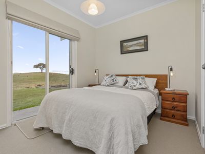720 Dairy Flat Road, Heathcote South